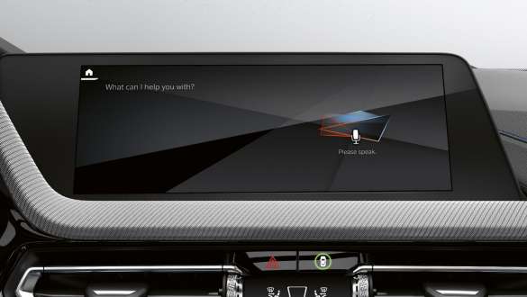 Asistente de voz inteligente. El sistema inteligente de control por voz BMW Intelligent Personal Assistant del BMW Serie 1.