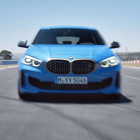 Video con escenas de conducción del BMW Series 1. Video del BMW Serie 1 con escenas de dinamismo de conducción.