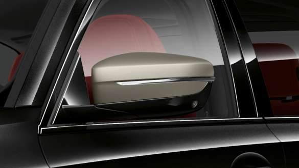 Shadow Line de brillo intenso BMW Individual BMW M340i xDrive Sedán Shadow Line de brillo intenso BMW Individual BMW M340i xDrive Sedán G20 Black Sapphire metalizado, primer plano
