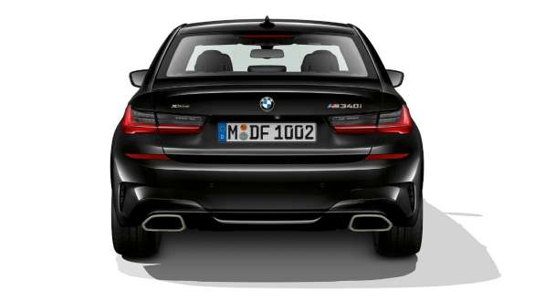 Exclusivas molduras de los tubos de escape BMW M340i xDrive Sedán Exclusivas molduras de los tubos de escape BMW M340i xDrive Sedán G20 Black Sapphire metalizado, vista trasera