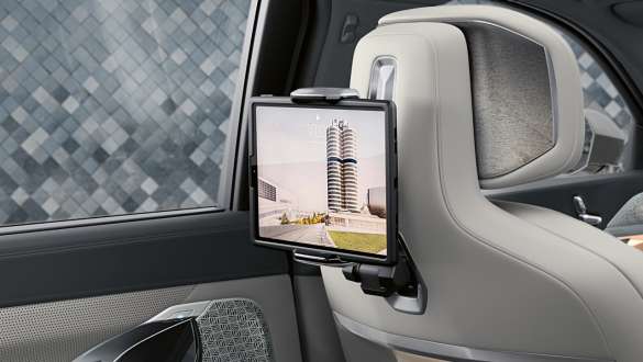 Soporte universal BMW para tablets con funda de seguridad BMW para el sistema Travel & Comfort BMW i7 M70 xDrive Berlina G70 BMW i7 M70 xDrive Berlina G70 Soporte universal de BMW para tablets con funda de seguridad BMW para el sistema Travel & Comfort