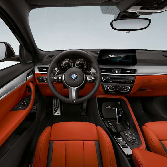 Puesto de conducción BMW X2 M35i Puesto de conducción BMW X2 M35i F39 Interior