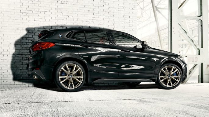 Llantas de aleación ligera M BMW X2 M35i Llantas de aleación ligera M BMW X2 M35i Black Sapphire metalizado F39 Vista del lateral