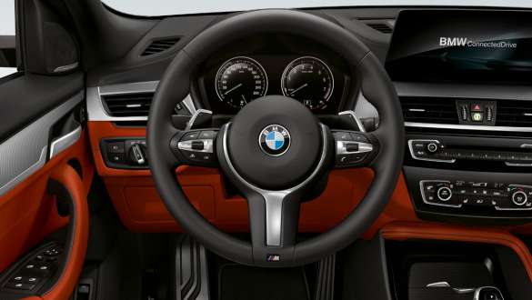Puesto de conducción BMW X2 M35i F39 Puesto de conducción con control de crucero activo con función Stop&Go BMW X2 2018 F39 Interior