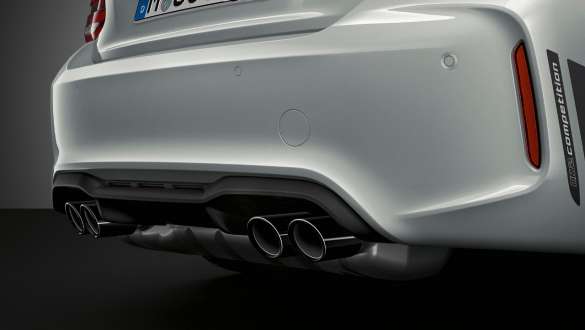 Tubos de escape del BMW M2 Competition Tubos de escape del BMW M2 Competition F87 2018 Hockenheim Silver metálico, vista a detalle