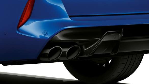 Acabados de tubos de escape del BMW X5 M Competition Acabados de tubos de escape en negro cromado BMW X5 M Competition color Marina Bay Blue metálico exterior
