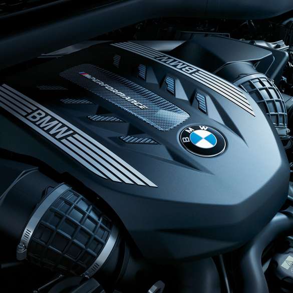 Motor en el BMW X6 M50i Motores M TwinPower Turbo en el G06 BMW X6 M50i