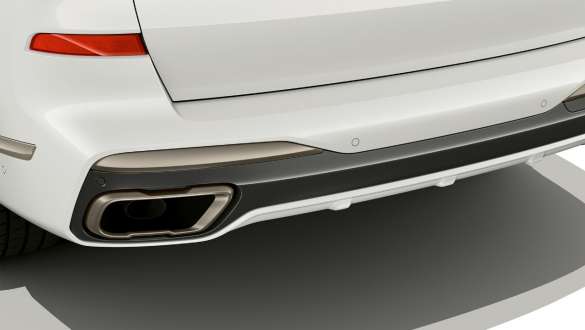 El BMW X7 M con molduras del tubo de escape específicas de M El BMW X7 M con molduras del tubo de escape específicas de M, G07, acercamiento al tubo de escape
