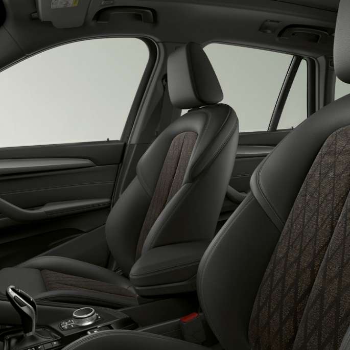 BMW X1, Modelo xLine, tapicería BMW X1, Modelo xLine, interior con enfoque en la tapicería