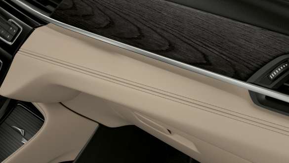 BMW X1, Panel de instrumentos con costuras en contraste. BMW X1, interior con panel de instrumentos con costuras en contraste.