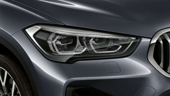 BMW X1 F48 LCI faro led adaptativo BMW X1 F48 LCI primer plano de faro led adaptativo