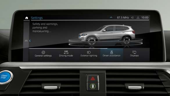 Driving Assistant Professional BMW iX3 G08 Driving Assistant Professional BMW iX3 G08 2020 Display de control Interior