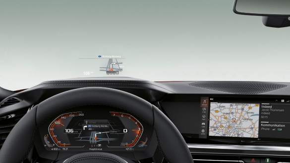 Cabina del BMW Z4 Roadster BMW Z4 Roadster con volante, Pantalla Head-Up Display y Pantalla de Control