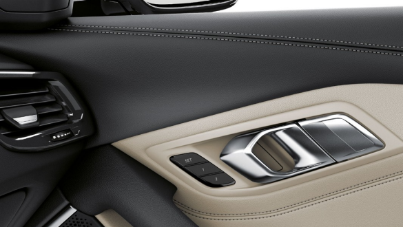 Bocinas del BMW Z4 Roadster Bocinas en la cabina del BMW Z4 Roadster