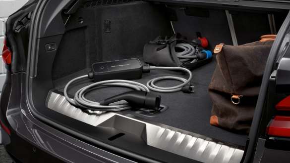 Suministra tu auto eléctrico con el Flexible Fast Charger. Flexible Fast Charger: Solución de carga móvil y flexible de autos eléctricos.