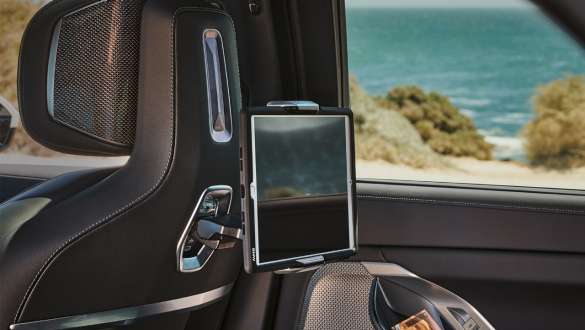 Soporte de tablet BMW Pro para sistema Travel & Comfort Interior BMW G07 Soporte de tablet BMW Pro para sistema Travel & Comfort
