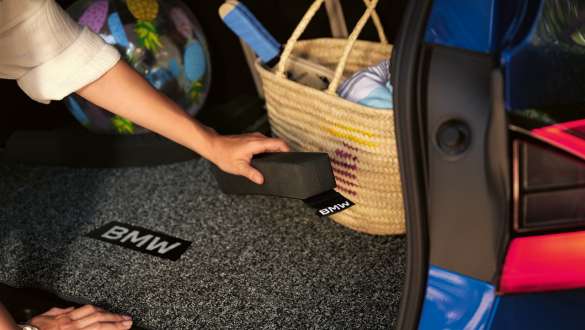 Alfombrilla reversible para maletero BMW con fijación Interior BMW U11 Alfombrilla reversible para maletero BMW con fijación del equipaje
