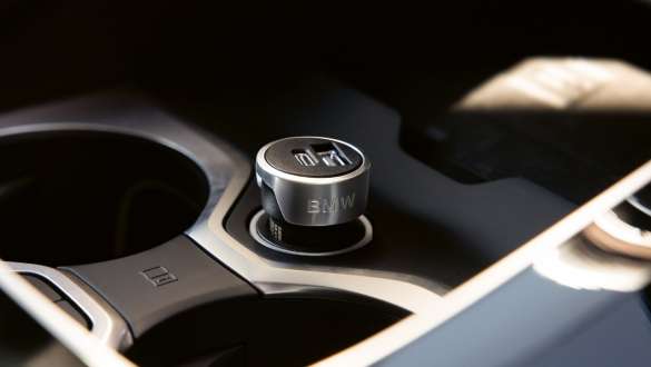 Cargador USB BMW doble para tipos A y C Electrónica BMW, cargador USB BMW doble para tipos A y C