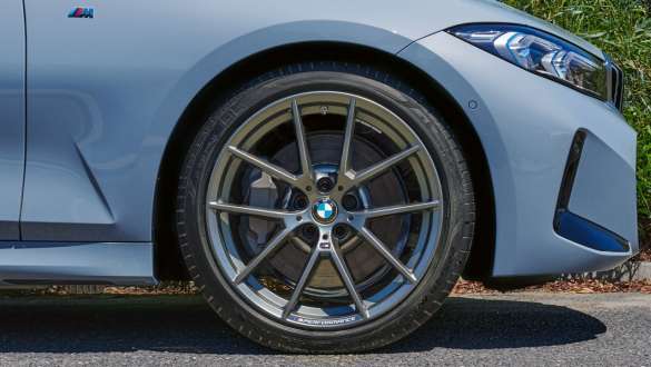 Llanta de aleación ligera M Performance de 19 pulgadas con radios en Y estilo 898 M, en Frozen Gunmetal Grey, juego completo de ruedas de verano BMW G20 Llanta de aleación ligera M Performance de 19 pulgadas con radios en Y estilo 898 M, en Frozen Gunmetal Grey, juego completo de ruedas de verano