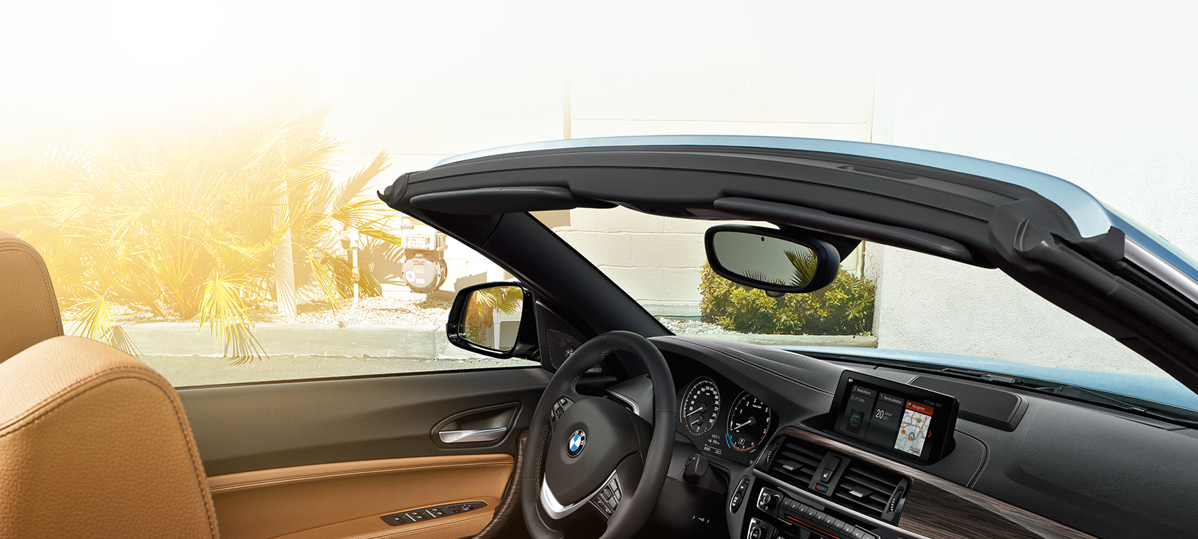 BMW Serie 2 Convertible: detalle de interiores y volante BMW Serie 2 Convertible: detalle de interiores y volante