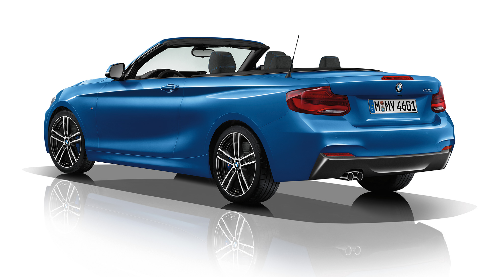 BMW Serie 2 Convertible, toma trasera de tres cuartos del Modelo M Sport BMW Serie 2 Convertible, toma trasera de tres cuartos del Modelo M Sport