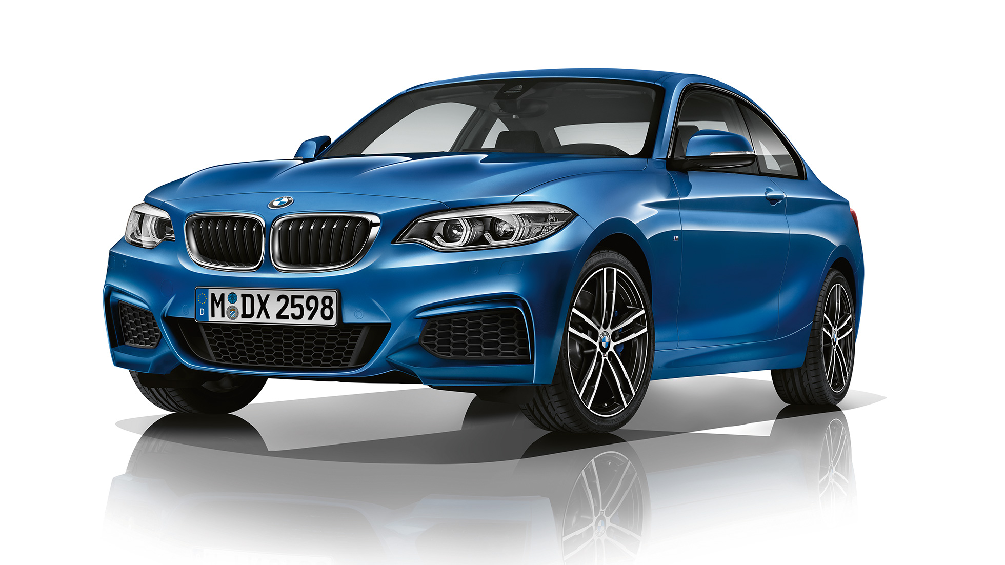 BMW Serie 2 Coupé, toma frontal de tres cuartos del Modelo M Sport BMW Serie 2 Coupé, toma frontal de tres cuartos del Modelo M Sport