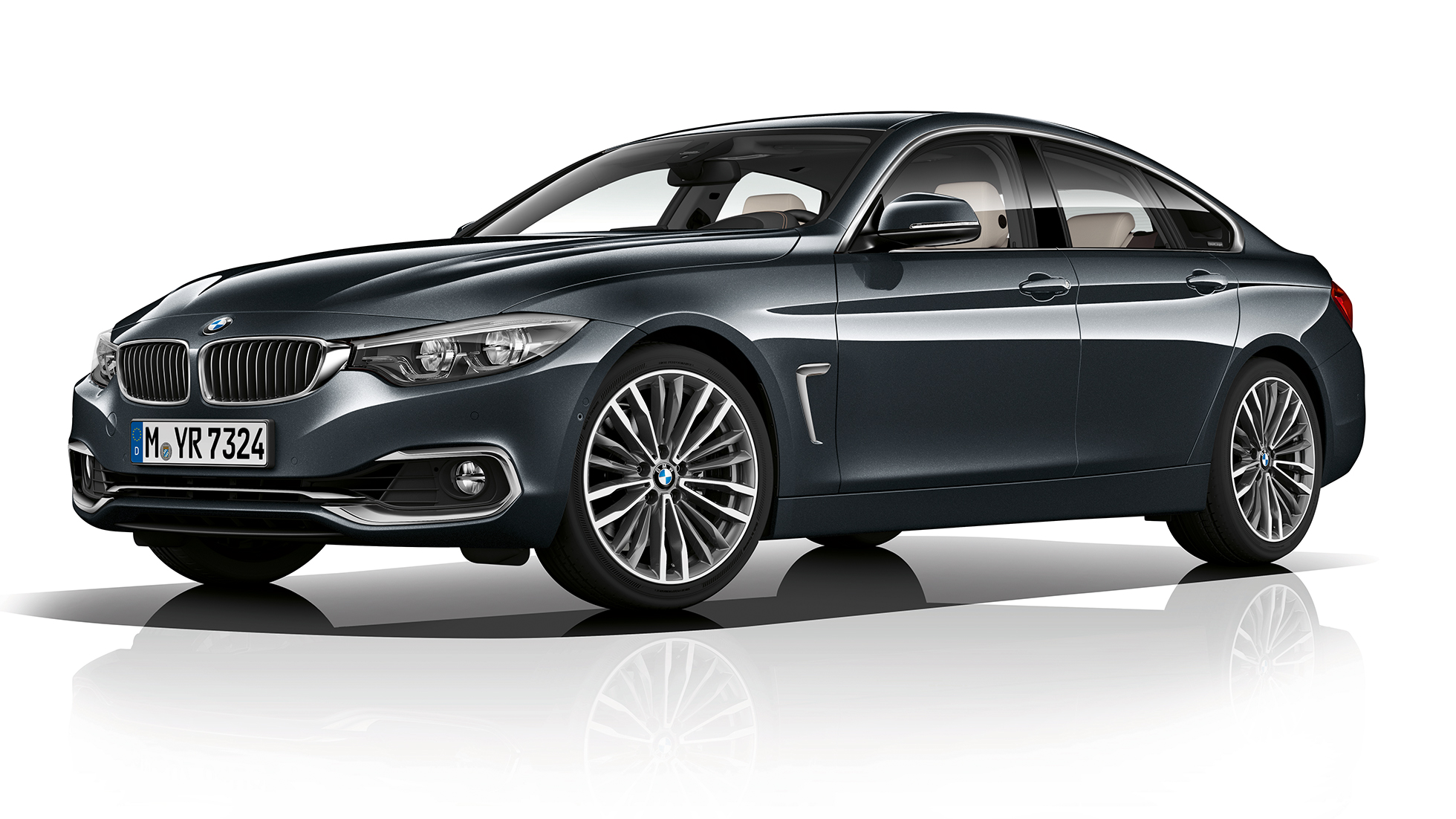 BMW Serie 4 Gran Coupé, toma frontal de tres cuartos del modelo Luxury Line BMW Serie 4 Gran Coupé, toma frontal de tres cuartos del modelo Luxury Line