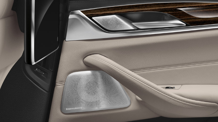 Equipo de sonido del BMW Serie 5 Sedán El mejor equipo de sonido en carros deportivos