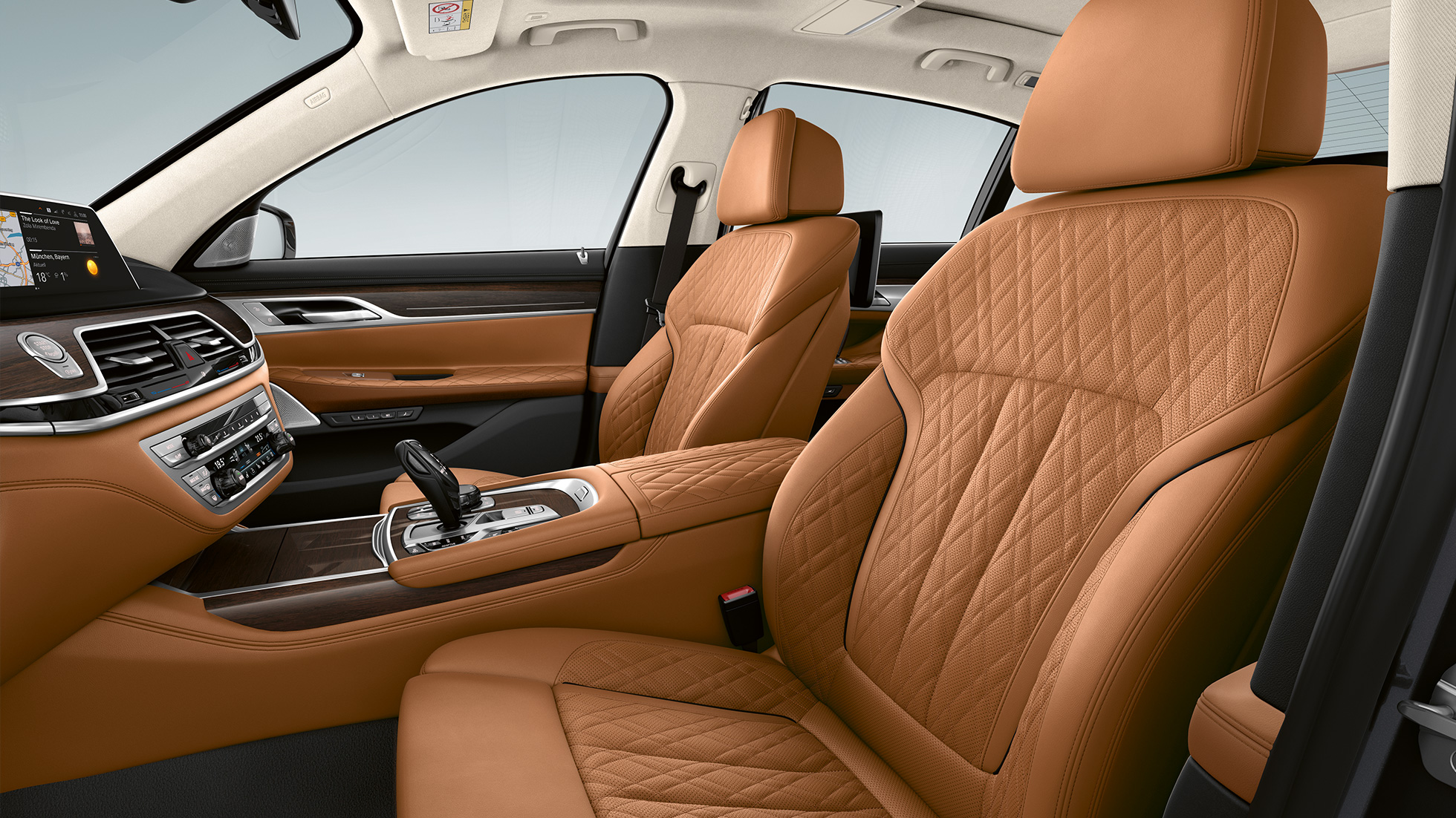 BMW Serie 7 Sedán con Diseño Exterior Pure Excellence, tapicería de piel BMW Serie 7 Sedán con Diseño Exterior Pure Excellence, tapicería de piel Nappa