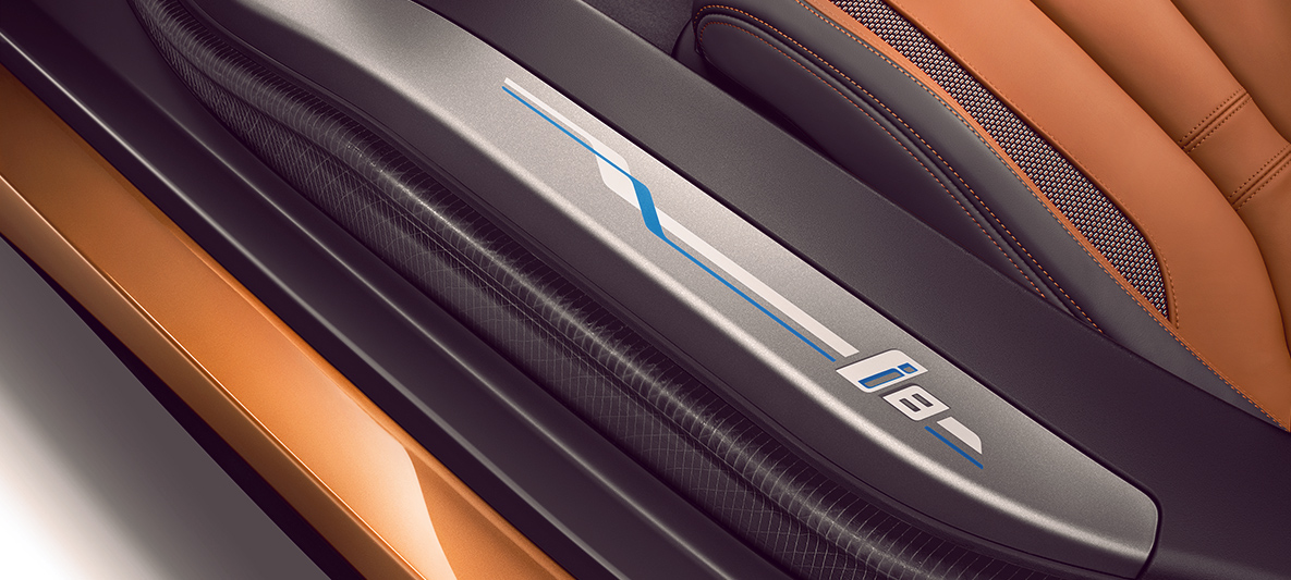 Dinamismo en el interior del i8 Coupé Interior del auto deportivo BMW i8 Coupé