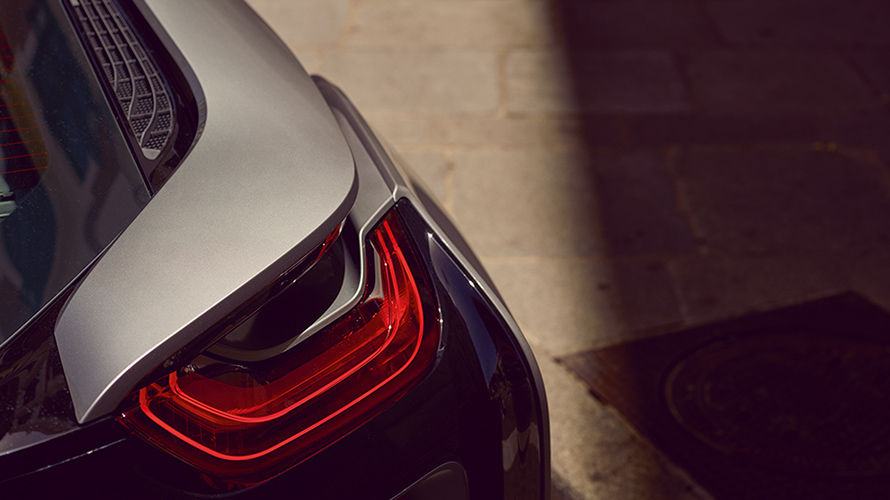 Luz trasera del auto híbrido en México i8