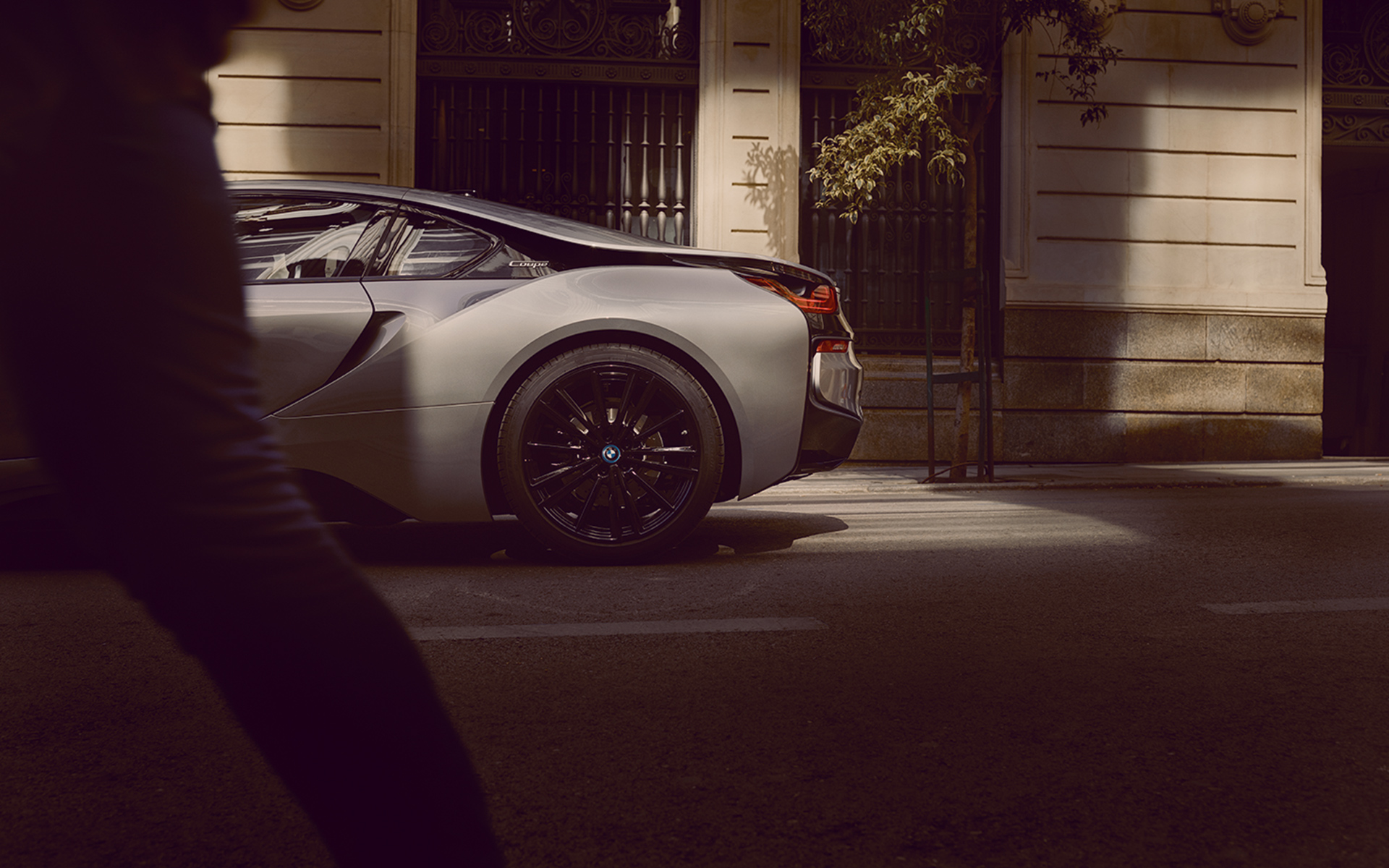 Llantas y rines del auto híbrido BMW i8