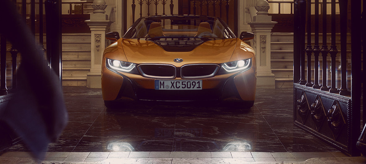 Atlético flontal del BMW i8 Roadster Frente del carro de lujo BMW i8 Roadster