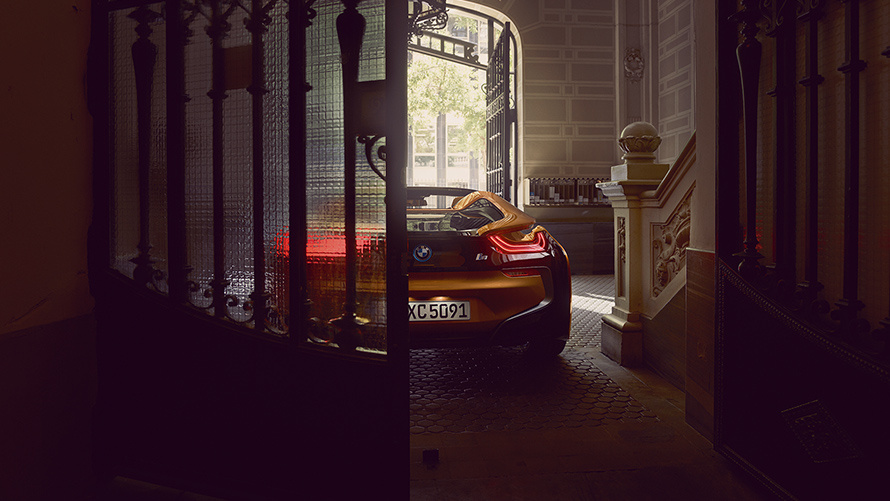 Vista posterior del convertible i8 BMW