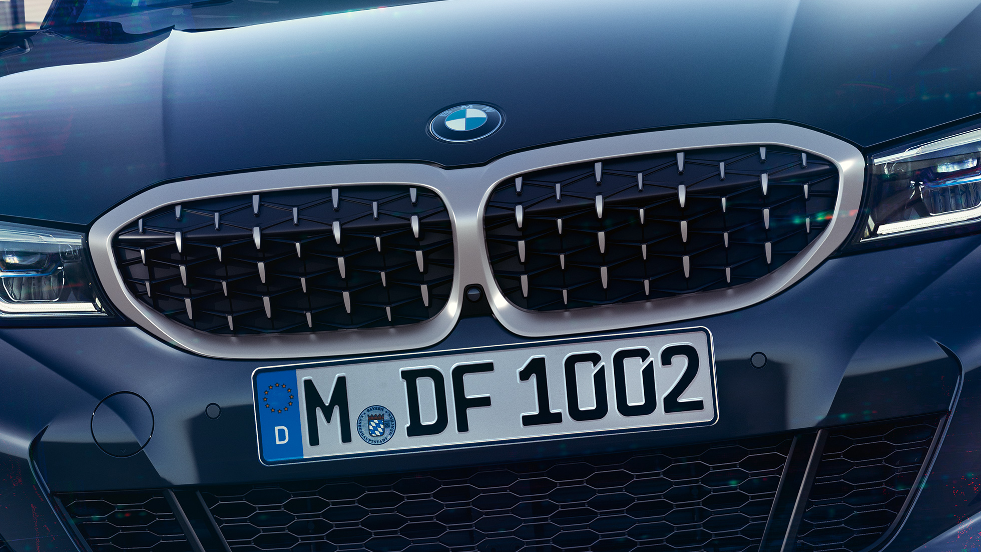 Parrilla doble BMW M340i xDrive Berlina Parrilla doble BMW M340i xDrive Berlina G20 Black Sapphire metalizado, primer plano