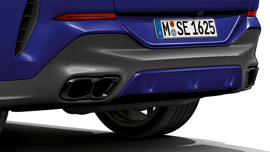 BMW X6 M60i xDrive G06 MP Sistema de escape, primer plano