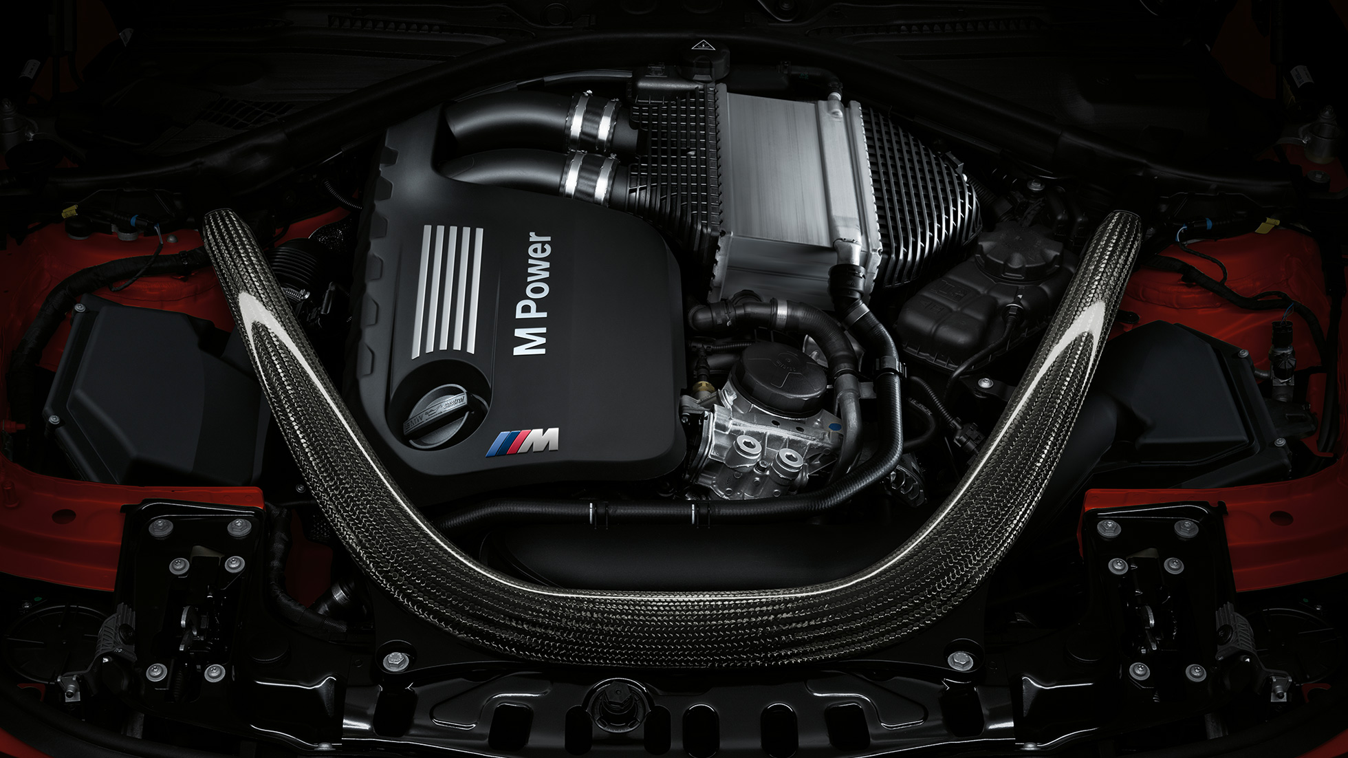 BMW M4 Coupé, Motor de gasolina con 6 cilindros BMW M4 Coupé, motor de gasolina M TwinPower Turbo de 6 cilindros en línea.