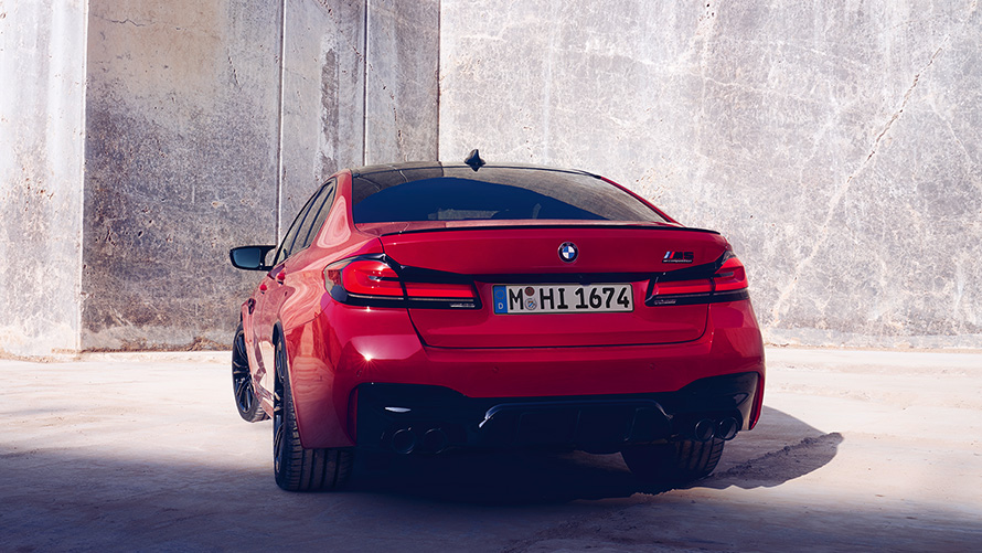 Vista trasera del carro deportivo de lujo M5 Competition