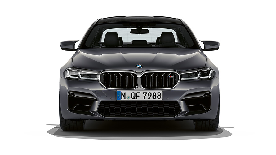 Frente del carro deportivo BMW M5