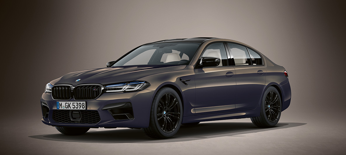 Carro deportivo de lujo M5 en Alvitgrau metalizado Carro deportivo M5 color Alvitgrau metalizado