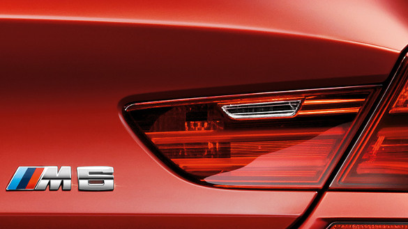 Logotipo BMW M6 Coupé, parte trasera. Logotipo BMW M6 Coupé, parte trasera.