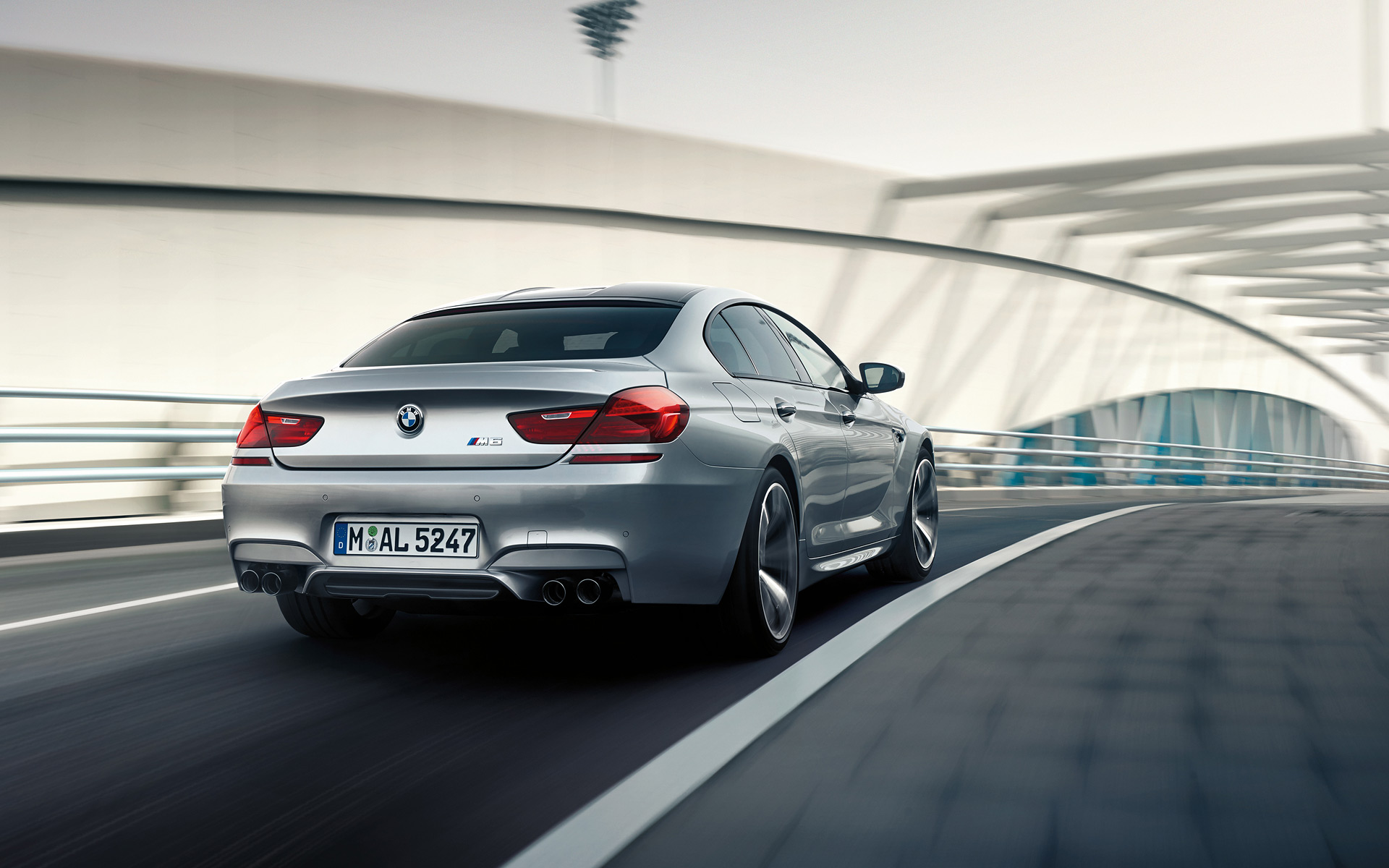 Maniobrabilidad precisa, BMW M6 Gran Coupé. Maniobrabilidad precisa, BMW M6 Gran Coupé.