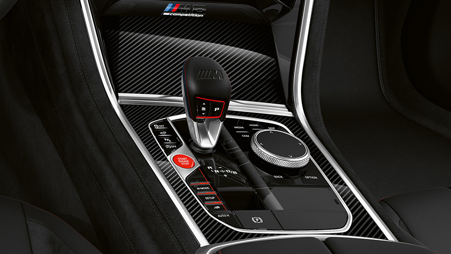 Nuevo BMW M8 Competition Gran Coupé F93 LCI Renovación 2022 puesto de conducción, interior