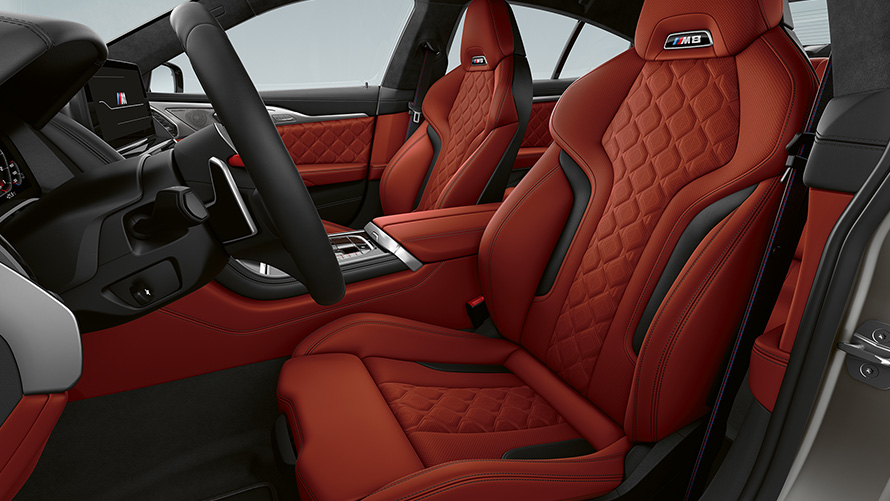 Nuevo BMW M8 Gran Coupé F93 LCI Renovación 2022 interior, asientos M Sport