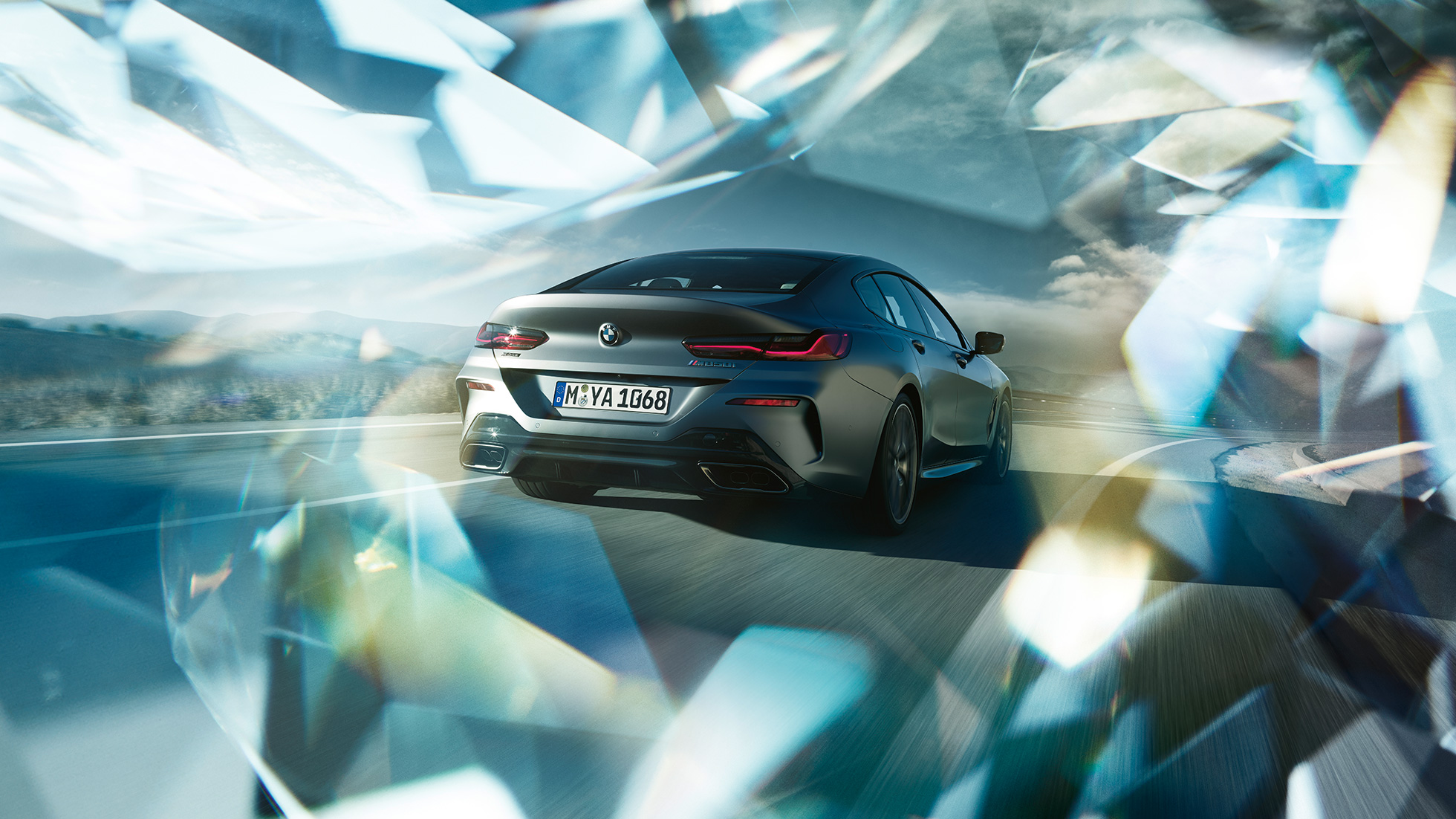 Vista trasera de tres cuartos del BMW M850iA xDrive Gran Coupé Vista trasera de tres cuartos del BMW M850iA xDrive Gran Coupé G16 2019 BMW Individual Frozen Bluestone metálico
