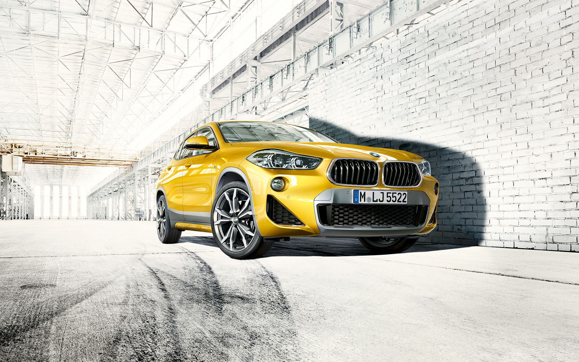 Enamórate de los detalles del BMW X2 Diseño exterior del auto de lujo Serie X2