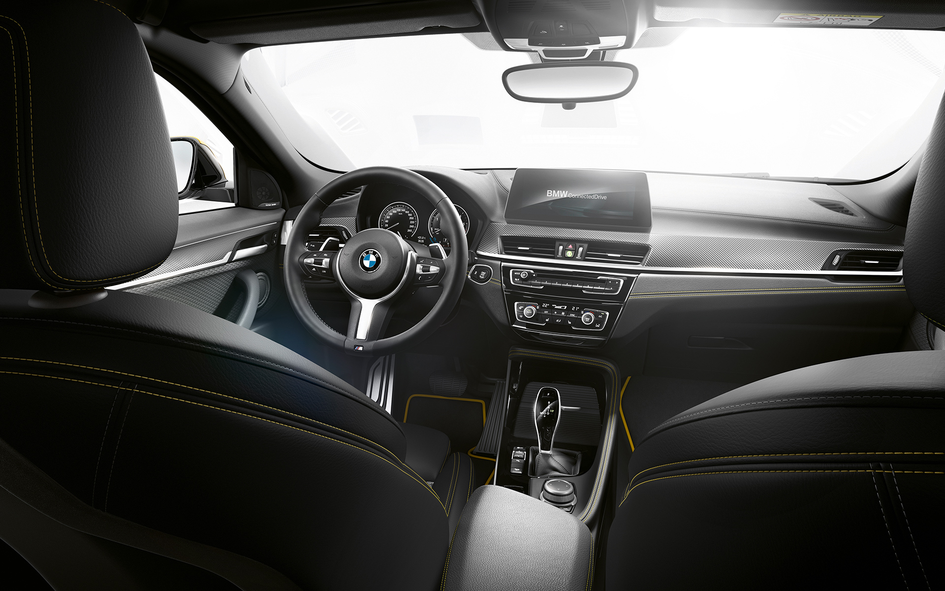 M volante de cuero Acabados de lujo en el interior del BMW X2