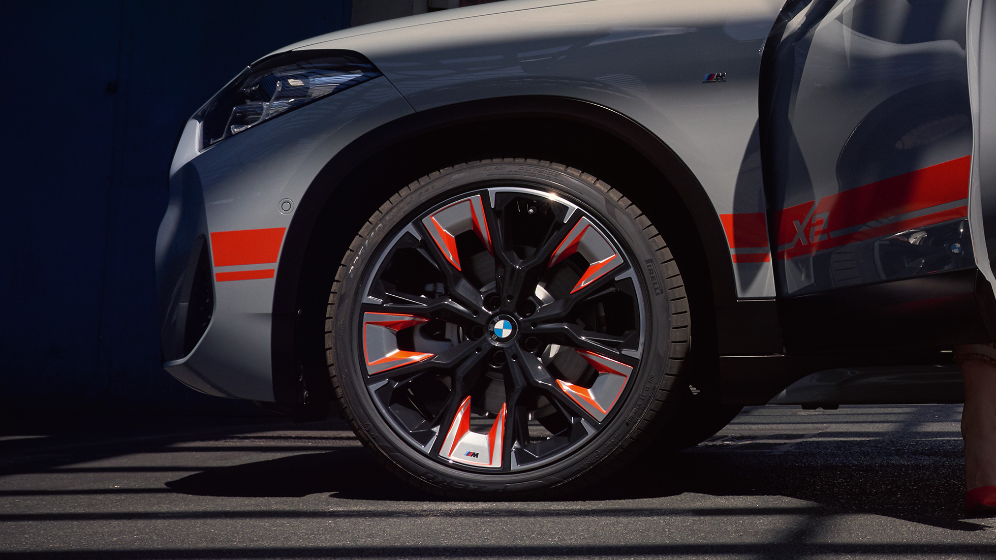 Llantas de aleación ligera BMW X2 2017 F39 BMW X2 2018 F39 Galvanic Gold metalizado, llantas de aleación ligera