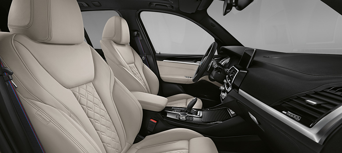 BMW X3, piel ‘Merino’ de grano fino extendido BMW Individual en Blanco Marfil BMW X3, piel ‘Merino’ de grano fino extendido BMW Individual en Blanco Marfil