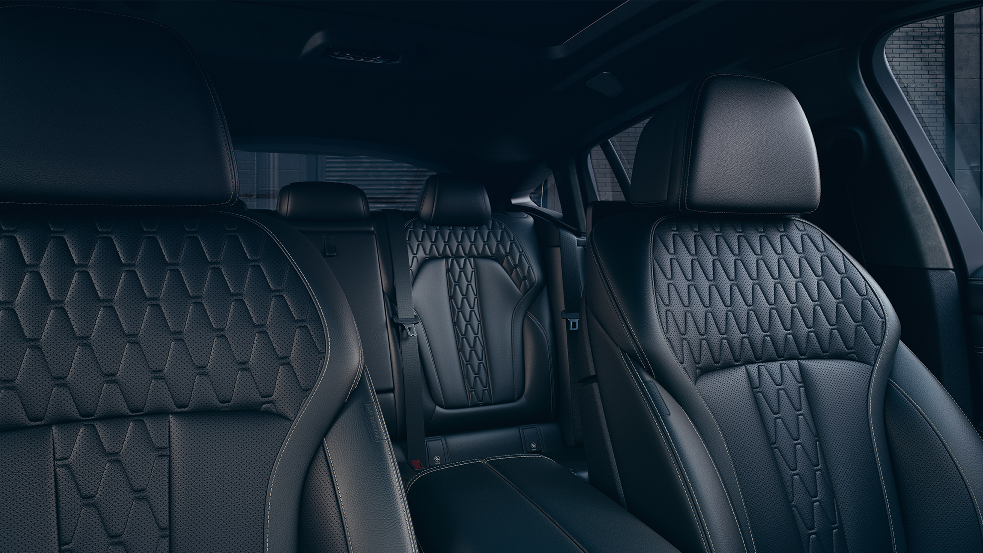 Tapizado del BMW X6. Interior del BMW X6 con vista del tapizado.
